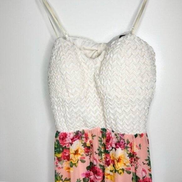 Pink Floral Maxi Dress White Crochet Bustier Partially Open Back Speghetti Strap - Picture 5 of 10